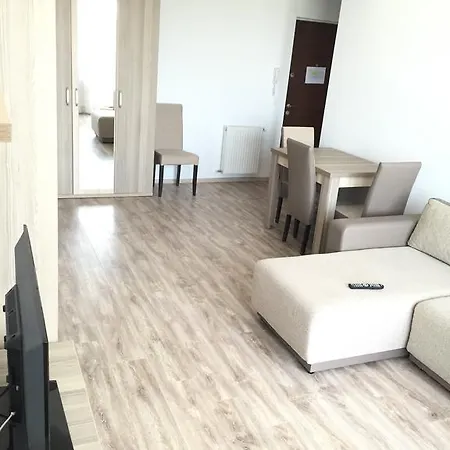 Luxury Summerland Mamaia