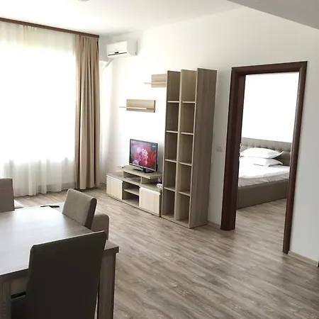 Luxury Summerland